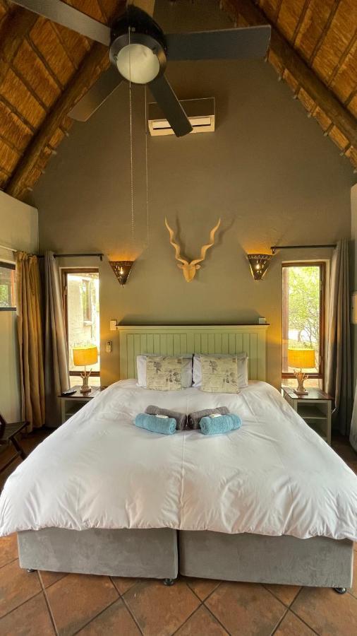Ujabule Lodge Hoedspruit Esterno foto