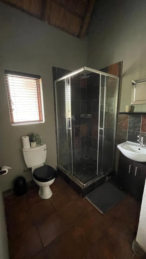 Ujabule Lodge Hoedspruit Esterno foto